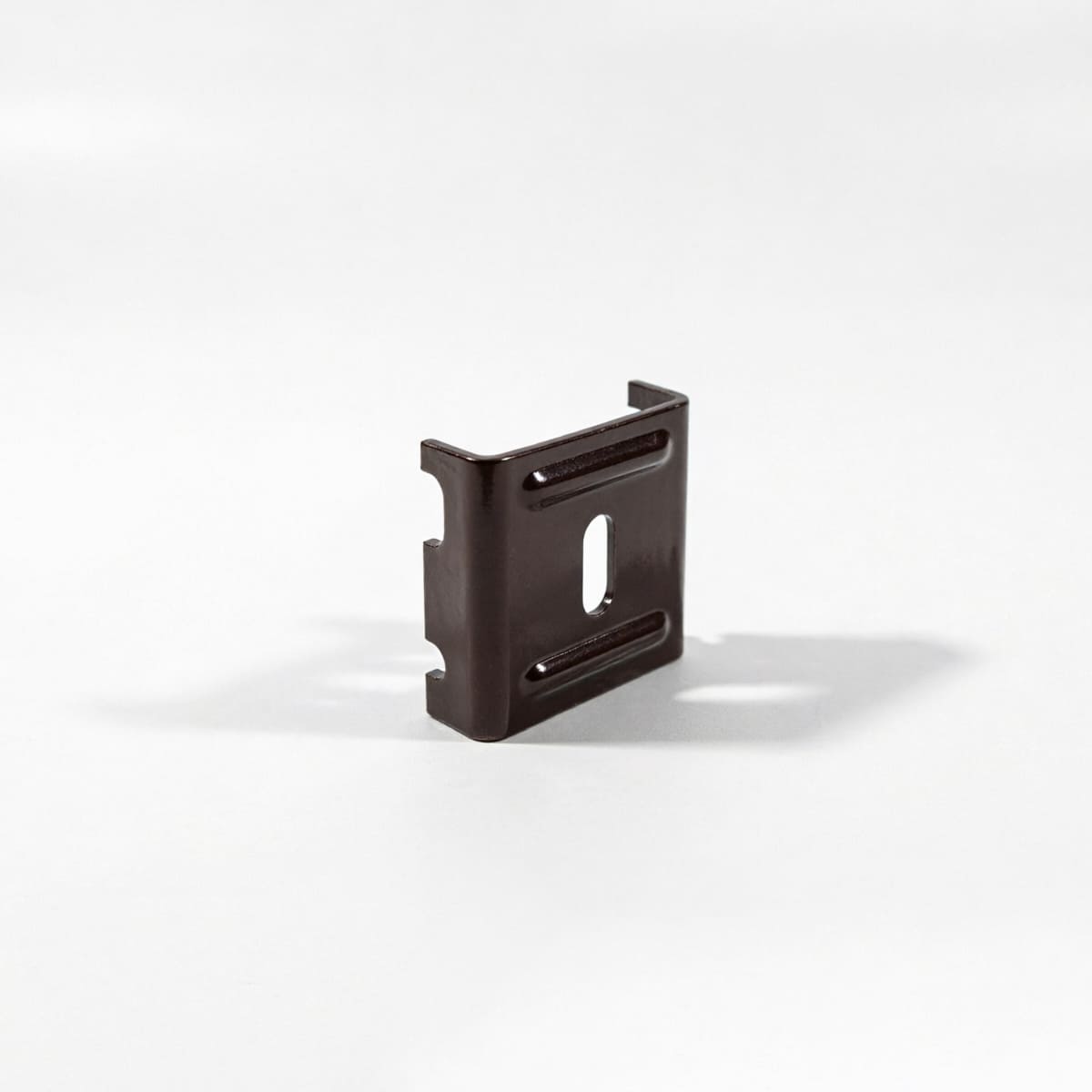 Крепление скоба для 3D забора RAL8017